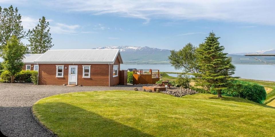 North Inn - Guesthouse And Cabin Акурейри Экстерьер фото